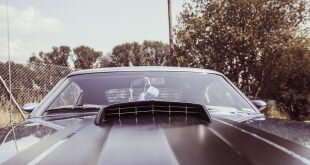 us car / oldtimer ford mustang Wallpaper