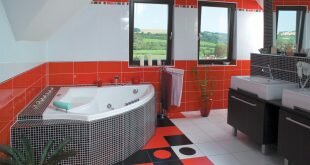 The red tiles in the bathroom Wallpapers